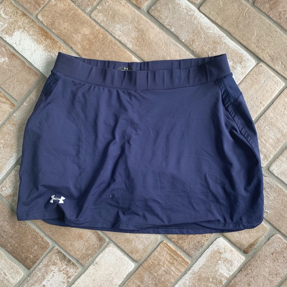 Black under armour tennis skirt